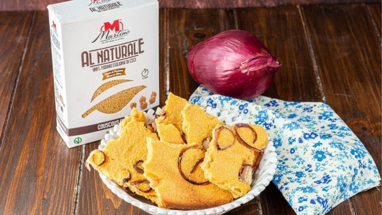 Chickpea and Onion Couscous Crunch