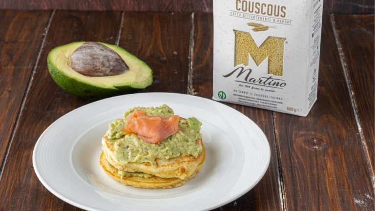 Couscous pancakes with salmon and avocado