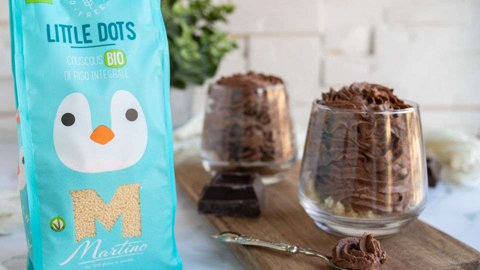 Chocolate mousse with couscous