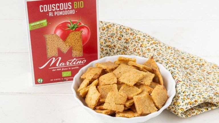 Tomato Couscous Crackers