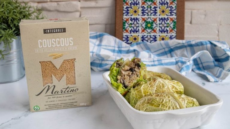 Cabbage rolls with couscous and mushrooms