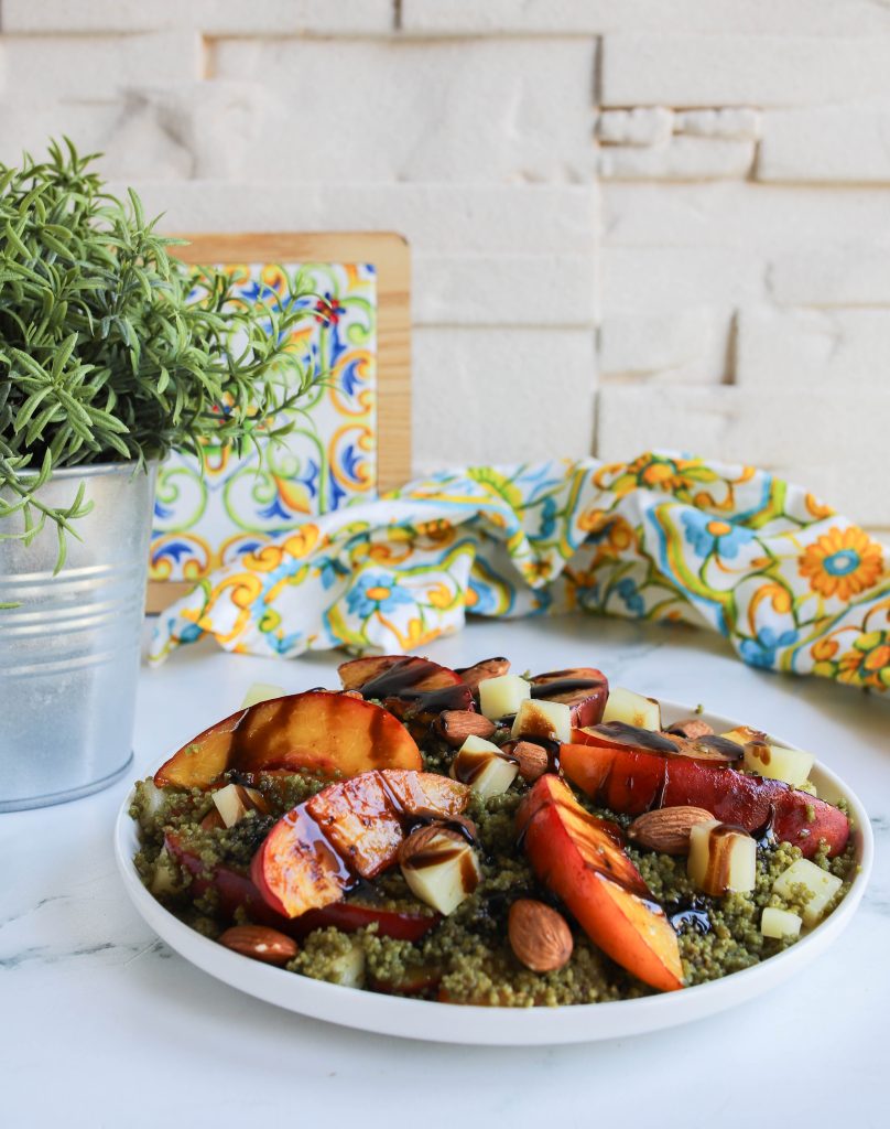 COUSCOUS AGLI SPINACI  CON PESCHE GRIGLIATE E PECORINO