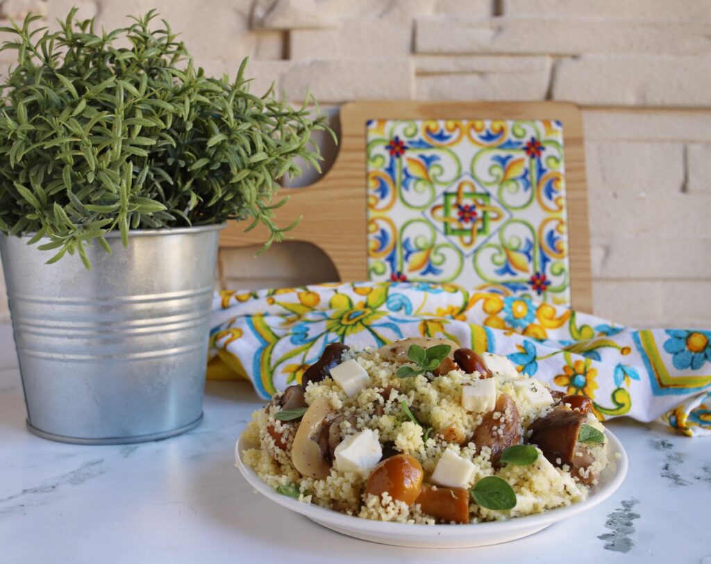 COUSCOUS CON FUNGHI E MOZZARELLA